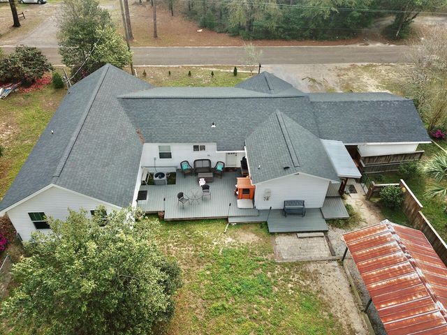 177 Twin Lakes Drive, Defuniak Springs, FL 32433