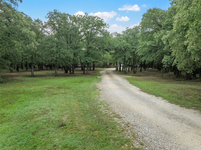 16572 Gholson Road, Waco, TX 76705