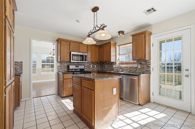 1750 W 103rd Street North, Sperry, OK 74073