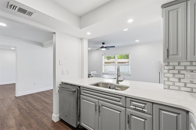 2314 LANDON TERRACE, Palm Harbor, FL 34683