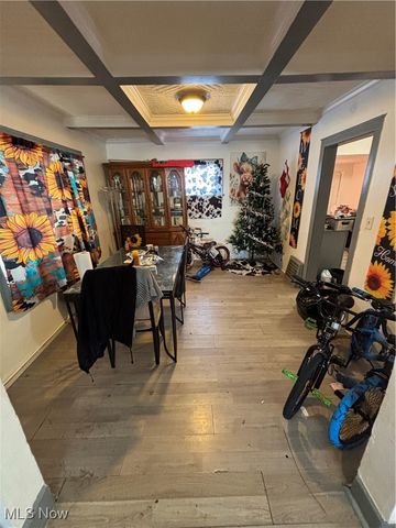 675 Hudson Avenue, Akron, OH 44306