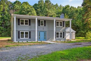 7101 Ark RD, Gloucester, VA 23061