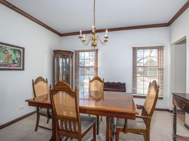 1351 Callen Lane, Des Plaines, IL 60016