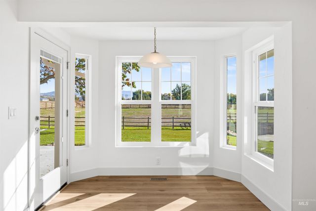 2141 W Beacon Light Rd, Eagle, ID 83616