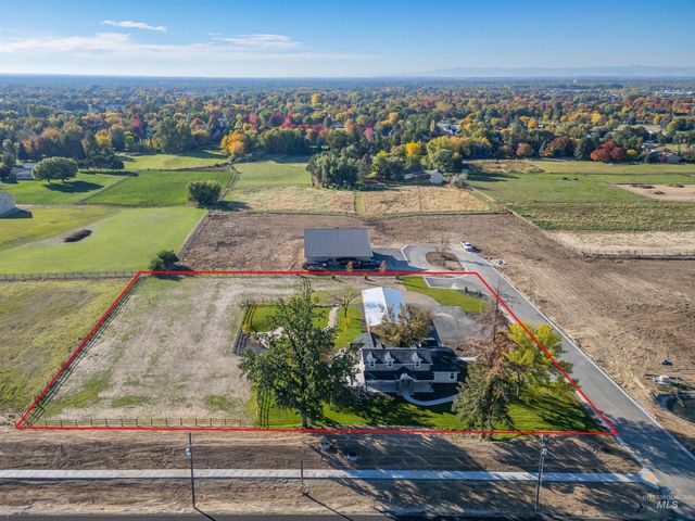 2141 W Beacon Light Rd, Eagle, ID 83616