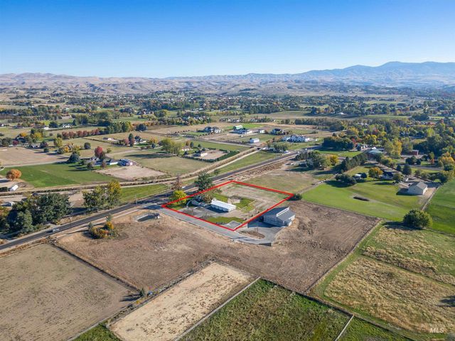 2141 W Beacon Light Rd, Eagle, ID 83616