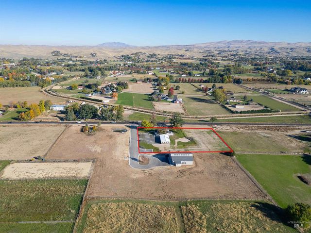 2141 W Beacon Light Rd, Eagle, ID 83616