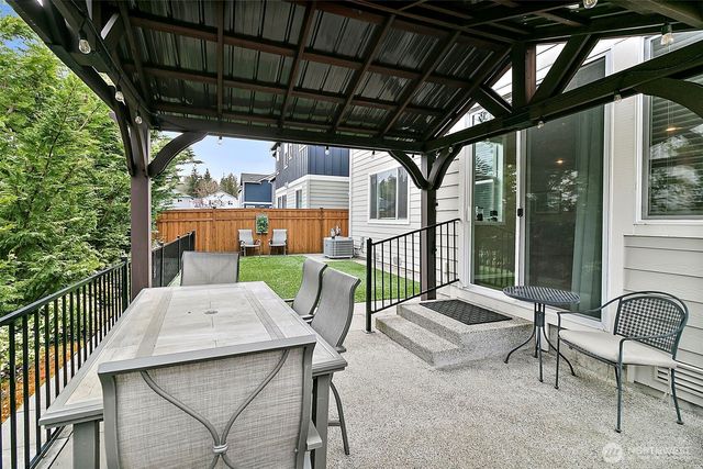 19121 129th Street E, Bonney Lake, WA 98391