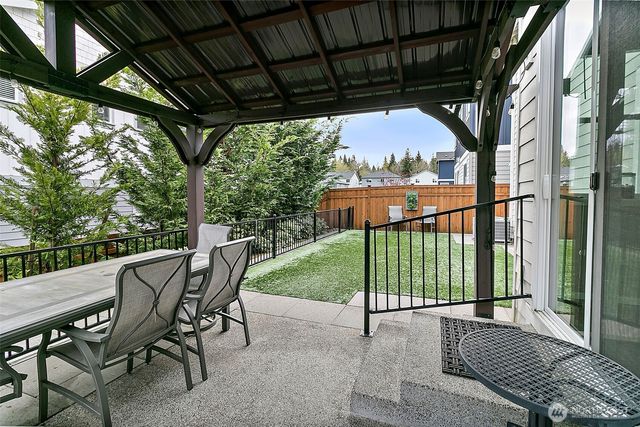 19121 129th Street E, Bonney Lake, WA 98391