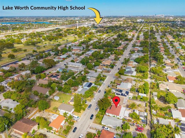 1018 S C St, Lake Worth, FL 33460