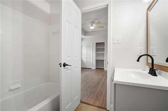 2779 Grafhill Drive S, Mobile, AL 36606
