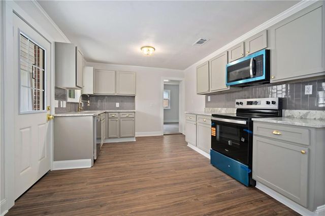 2779 Grafhill Drive S, Mobile, AL 36606