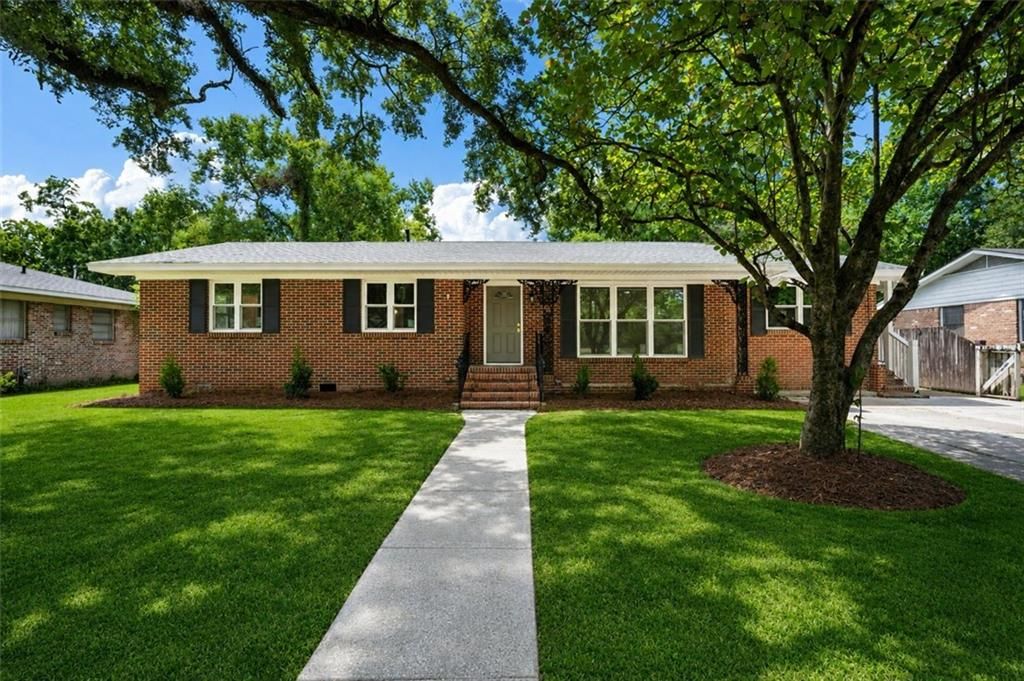2779 Grafhill Drive S, Mobile, AL 36606