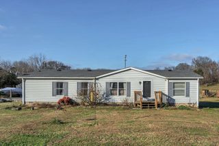 1342 Cheatham Dam Rd, Ashland City, TN 37015