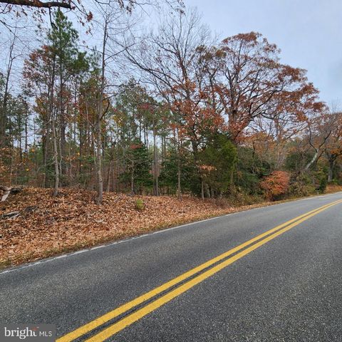 1725 SOLLERS WHARF ROAD, Lusby, MD 20657