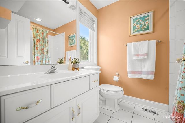 3516 White Eagle Drive, Naperville, IL 60564