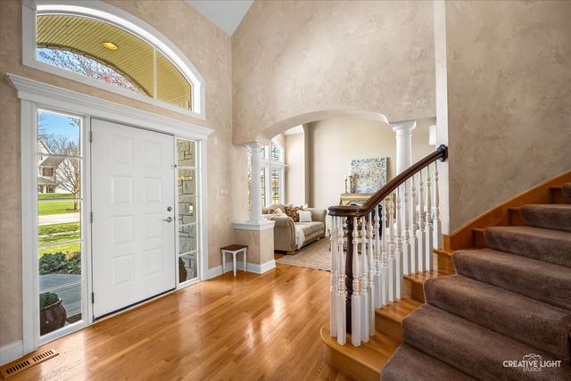 3516 White Eagle Drive, Naperville, IL 60564