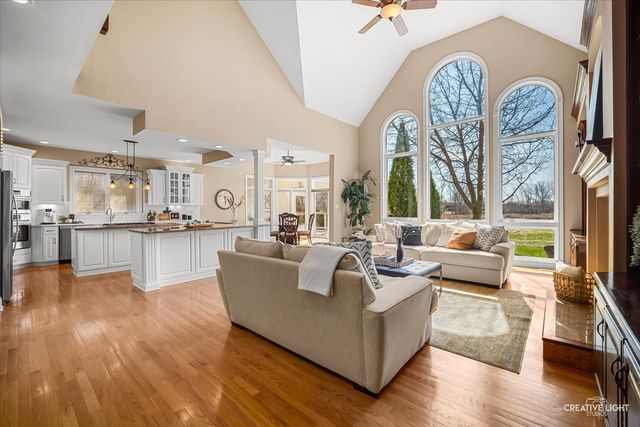 3516 White Eagle Drive, Naperville, IL 60564