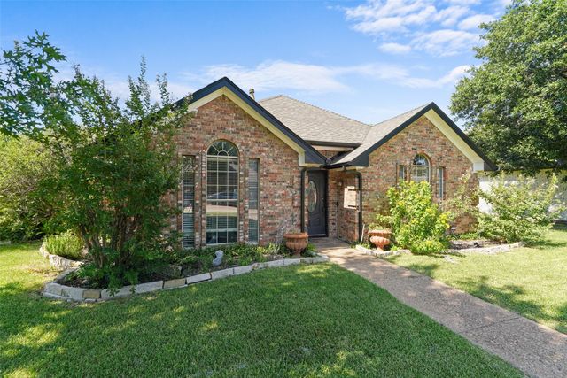 1220 Dentonshire Drive, Carrollton, TX 75007