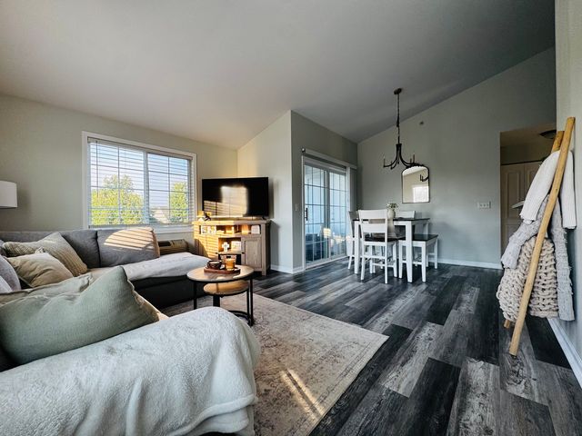 128 Bertram Drive M, Yorkville, IL 60560
