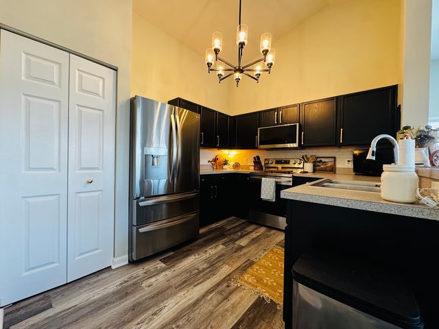 128 Bertram Drive M, Yorkville, IL 60560