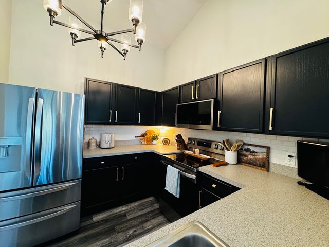 128 Bertram Drive M, Yorkville, IL 60560