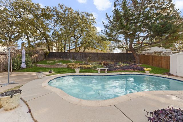 3708 Windsong Lane, Bedford, TX 76021