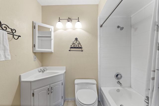 3708 Windsong Lane, Bedford, TX 76021