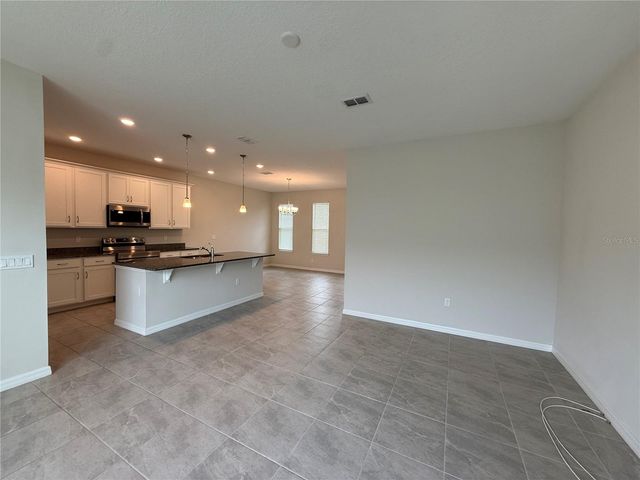5072 AVALON PARK BOULEVARD, Wesley Chapel, FL 33545