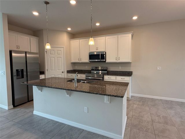 5072 AVALON PARK BOULEVARD, Wesley Chapel, FL 33545