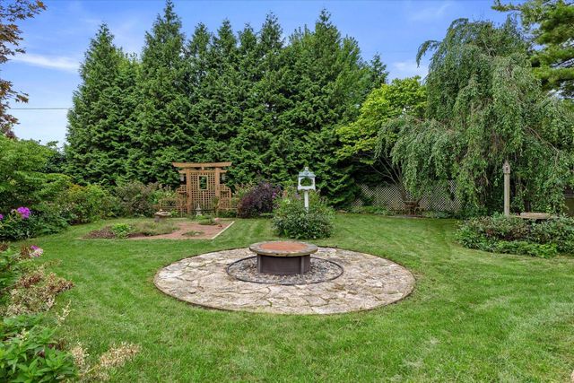 5213 79 STREET, Kenosha, WI 53142