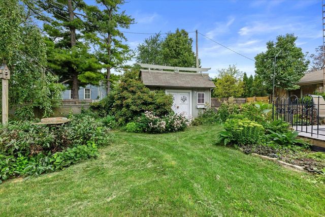 5213 79 STREET, Kenosha, WI 53142