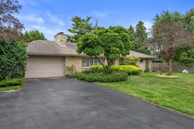 5213 79 STREET, Kenosha, WI 53142