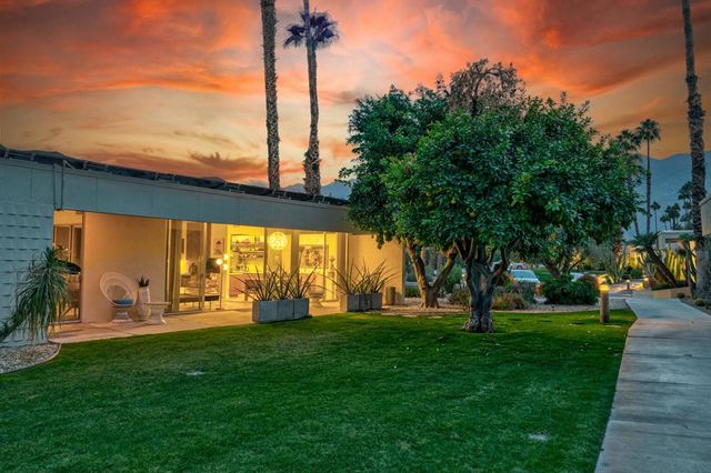 17 Desert Lakes Drive, Palm Springs, CA 92264
