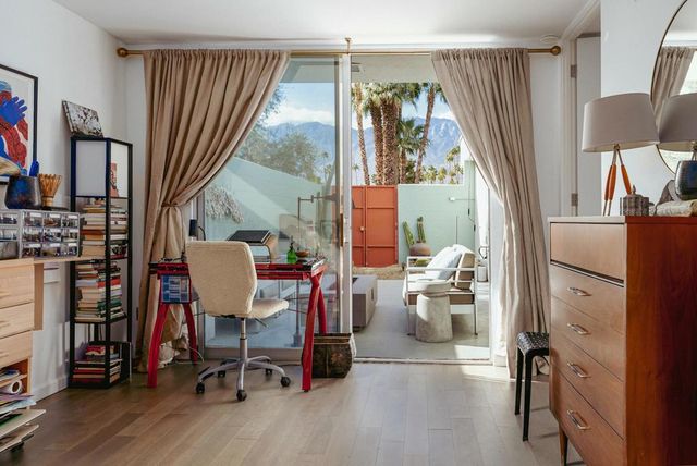 17 Desert Lakes Drive, Palm Springs, CA 92264