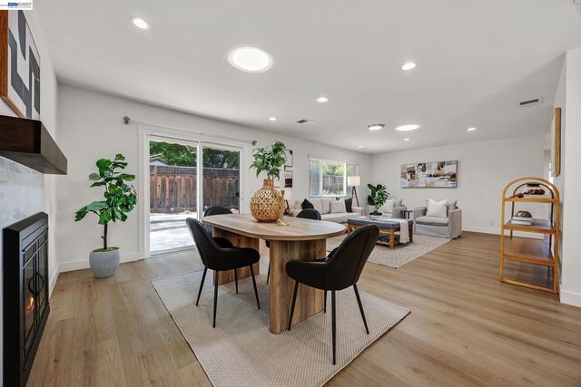 318 Almond, San Ramon, CA 94583