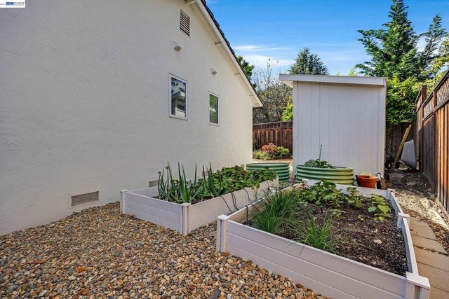318 Almond, San Ramon, CA 94583