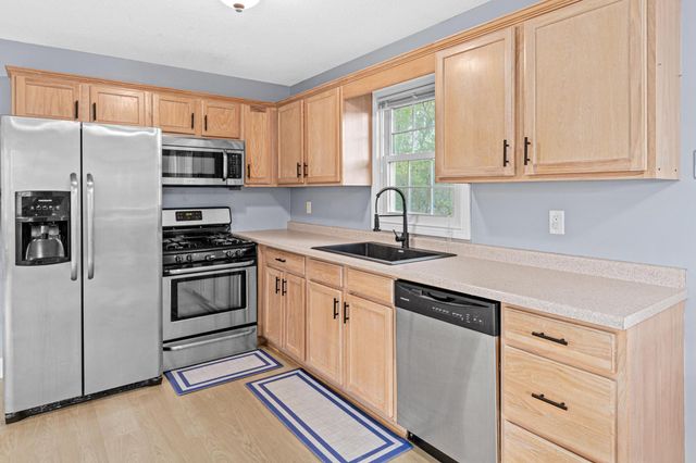 12814 Island View Drive NW, Elk River, MN 55330