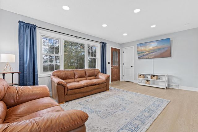 12814 Island View Drive NW, Elk River, MN 55330