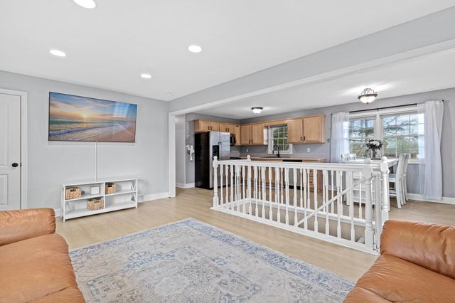 12814 Island View Drive NW, Elk River, MN 55330