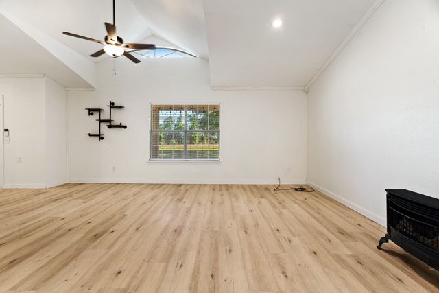 10891 Farm Road 1497, Paris, TX 75462