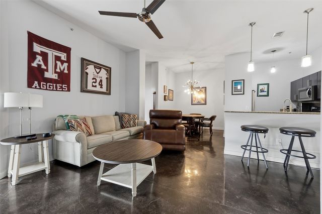 201 W Lancaster Avenue 313, Fort Worth, TX 76102