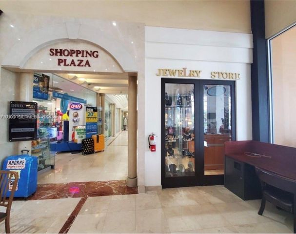 19201 Collins Ave 302, Sunny Isles Beach, FL 33160