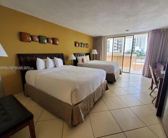 19201 Collins Ave 302, Sunny Isles Beach, FL 33160