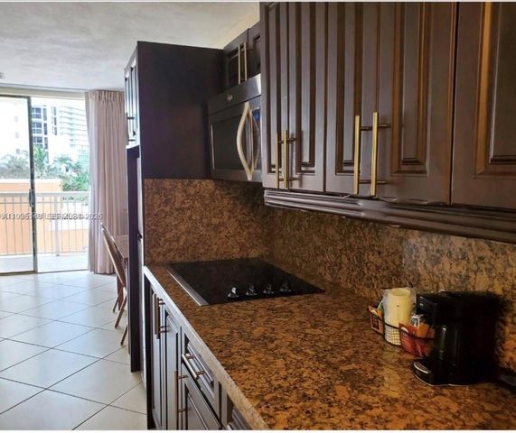 19201 Collins Ave 302, Sunny Isles Beach, FL 33160