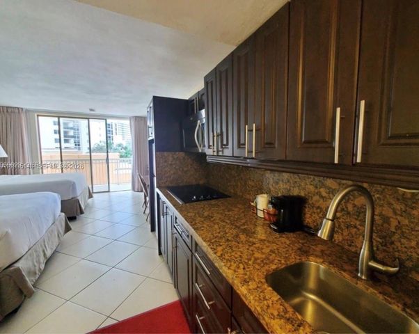 19201 Collins Ave 302, Sunny Isles Beach, FL 33160
