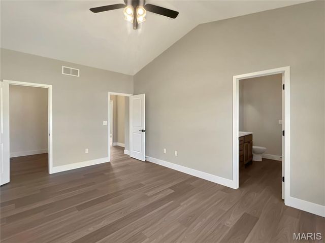 1840 Wellington Lane, Maryville, IL 62062