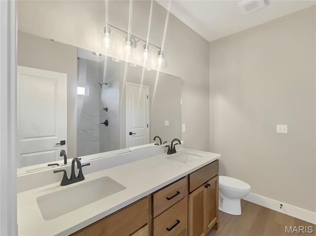 1840 Wellington Lane, Maryville, IL 62062