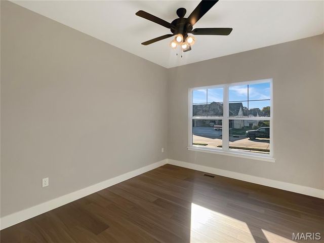 1840 Wellington Lane, Maryville, IL 62062