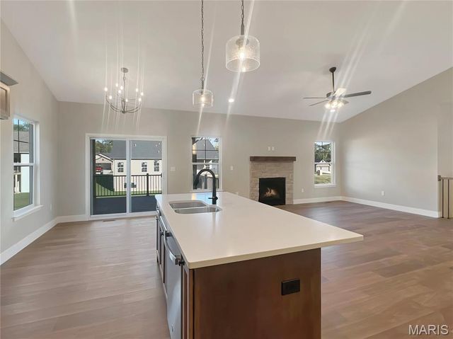 1840 Wellington Lane, Maryville, IL 62062